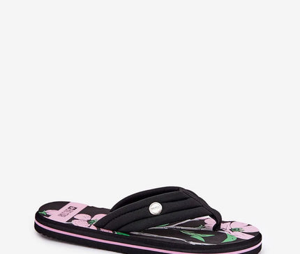 Sandales brésiliennes noires et roses avec semelle à motif floral évoquant l'esprit tropical de Copacabana, design décontracté et élégant, parfaites pour un confort et un style sous le soleil.