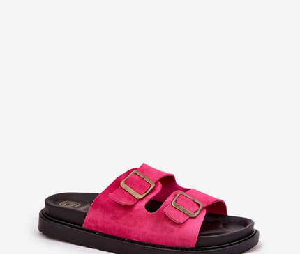 Sandales à double boucle en rose vif, inspirées du style décontracté et vibrant brésilien, avec semelle noire confortable. Idéales pour les plages et les ruelles animées, ces sandales minimalistes et élégantes allient artisanat brésilien et confort pratique.