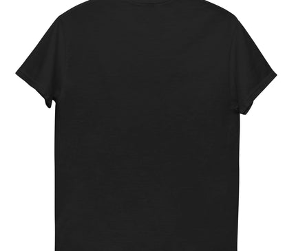 T-shirt noir unisexe célébrant la culture brésilienne, inspiré par l'énergie festive et la richesse culturelle du Brésil. Parfait pour des tenues décontractées et colorées évoquant les plages animées de Rio et les musiques dansantes de Bahia.