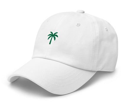 Casquette blanche avec un design minimaliste, ornée d'un palmier vert brodé évoquant les paysages tropicaux et l'énergie ensoleillée du Brésil. Accessoire idéal pour un style décontracté et raffiné, inspiré de la culture brésilienne.